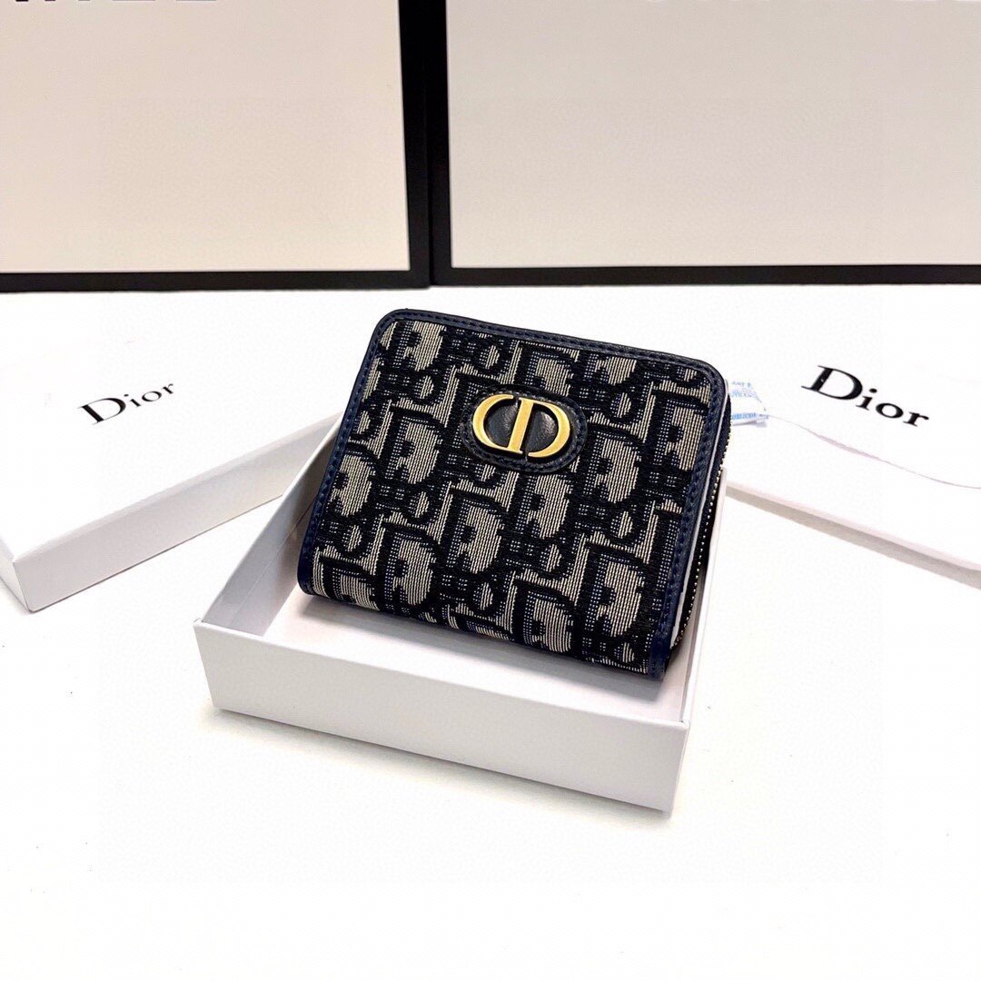 Dior card wallet 11x7 1